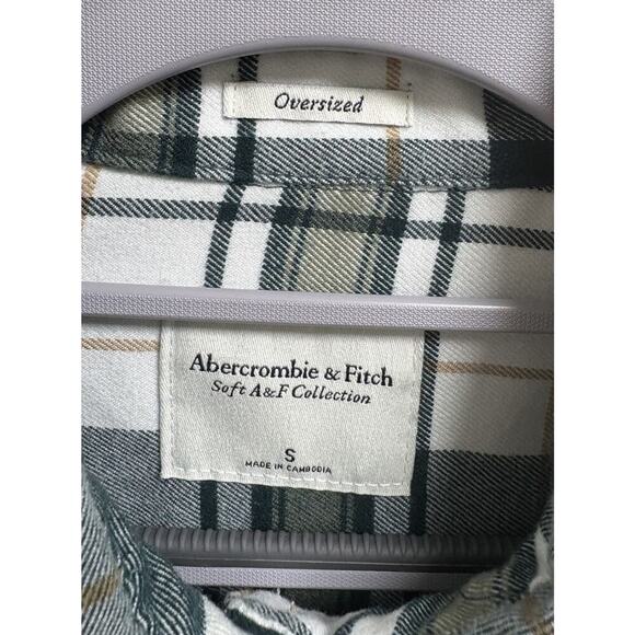 Abercrombie & Fitch Oversized Flannel Shirt Women’s S Plaid Green Gray Soft - Picture 3 of 4